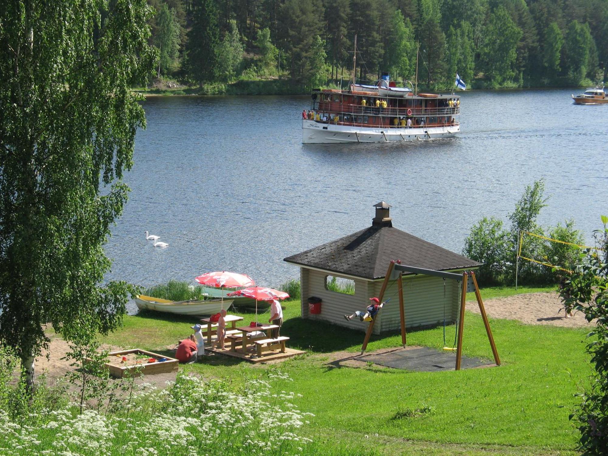 Mansikkaharju Holiday Camp Leppavirta Exterior photo